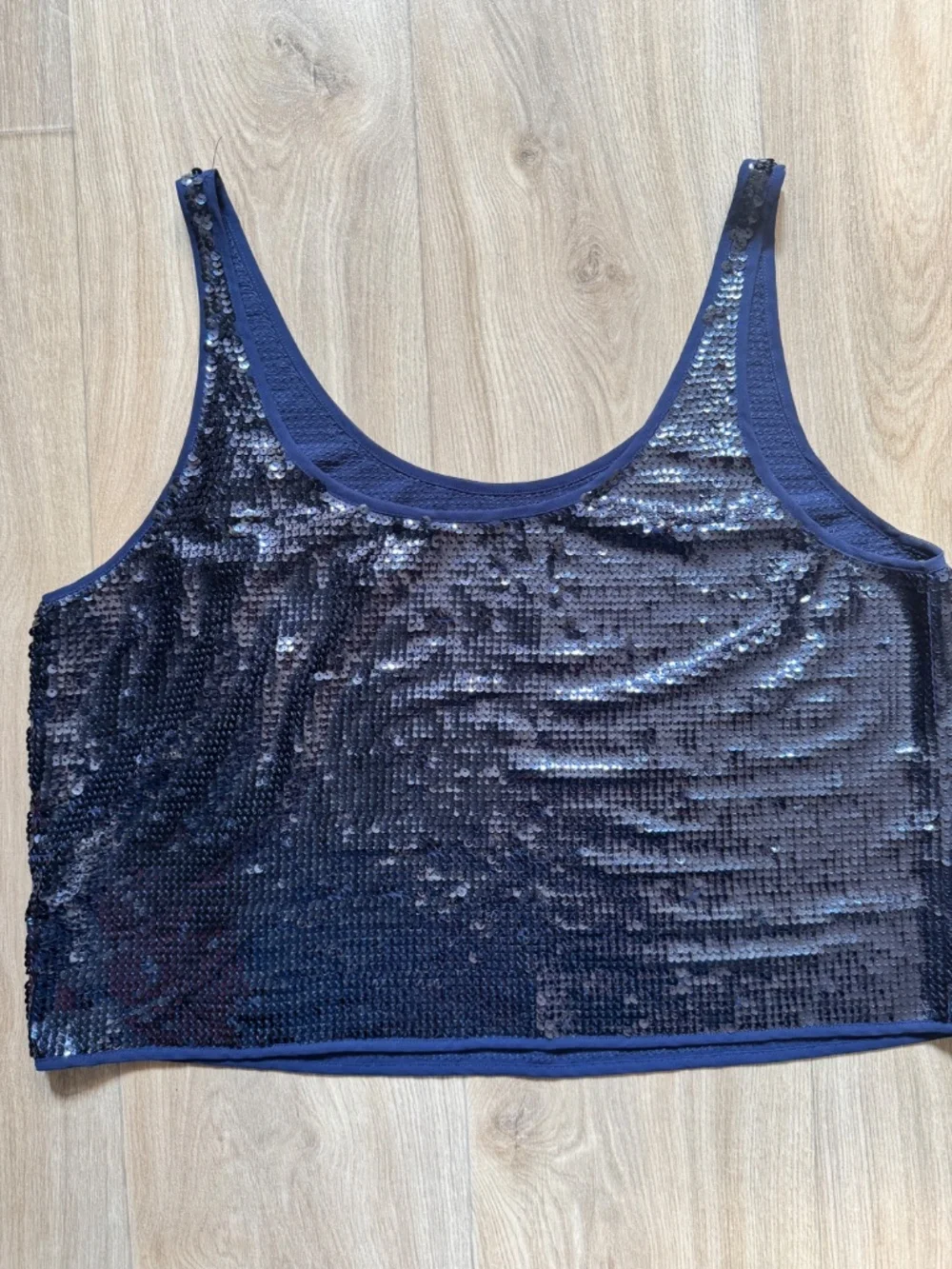 NWT Club Monaco Blue Sequined Sleeveless Top, Size M/L